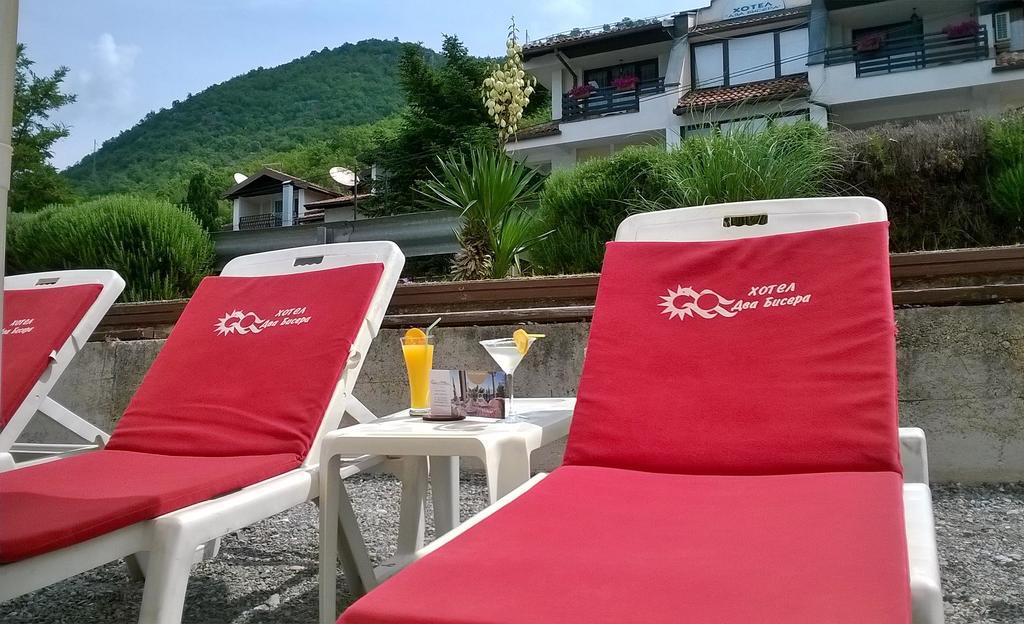 Hotel Dva Bisera Lagadin Exterior photo